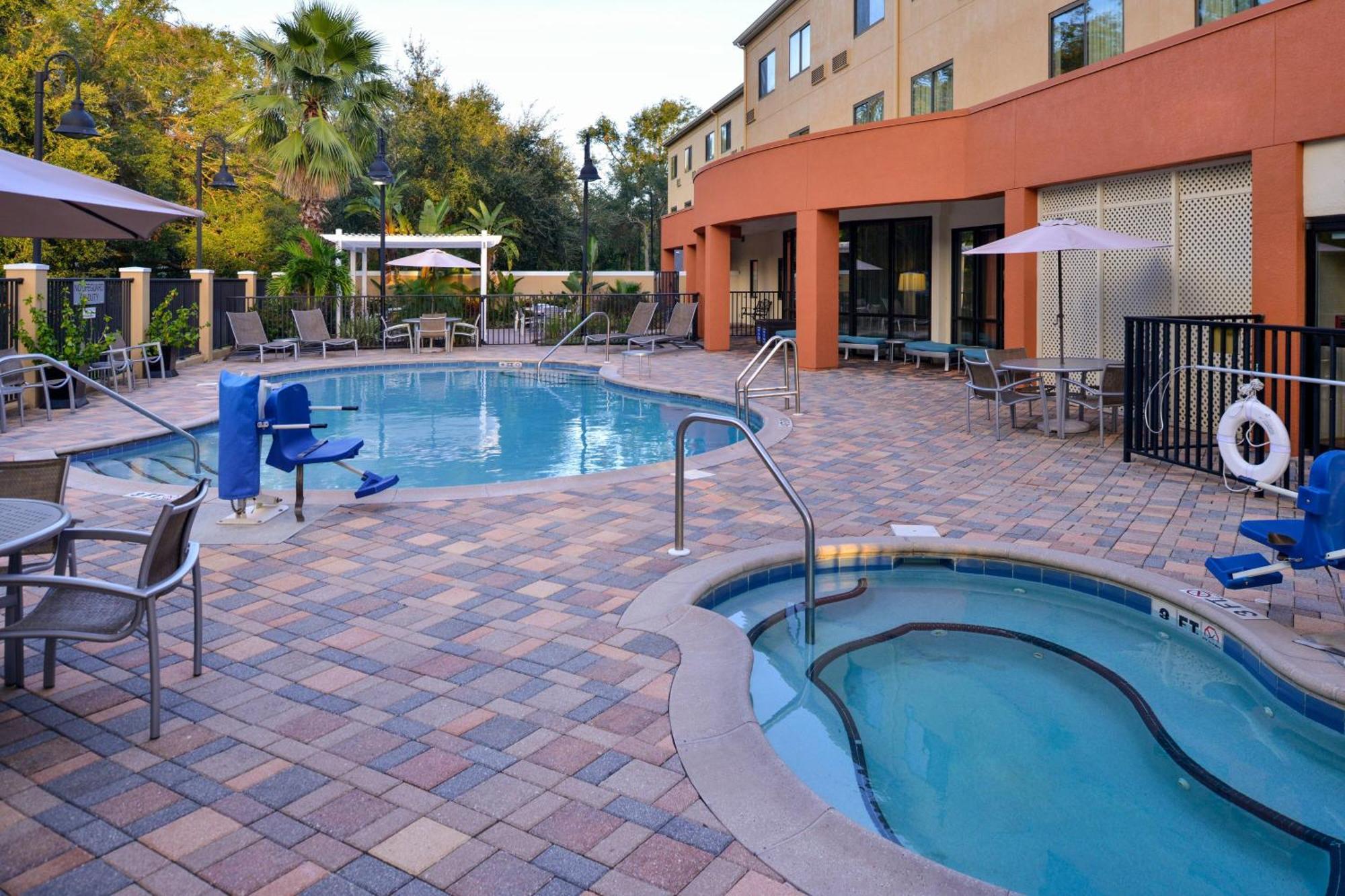 Fairfield Inn & Suites Orlando Окои Екстериор снимка