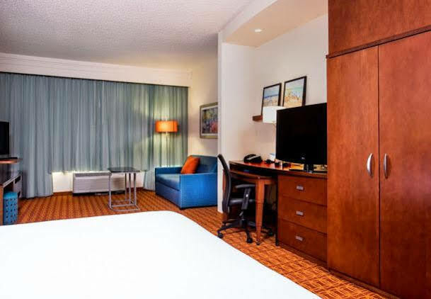 Fairfield Inn & Suites Orlando Окои Екстериор снимка